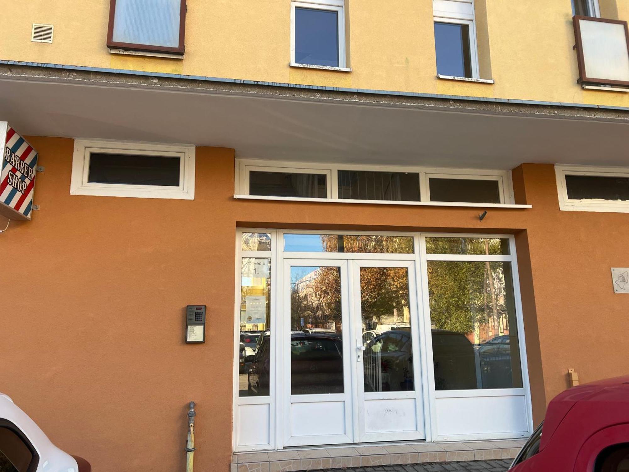 Centrum Apartman Kaposvar Exterior photo